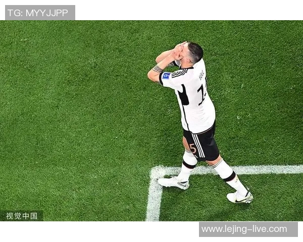 多特高层对聚勒在拜仁表现失常感到震惊续约前景堪忧 多特高层对聚勒在拜仁表现失常感到震惊续约前景堪忧