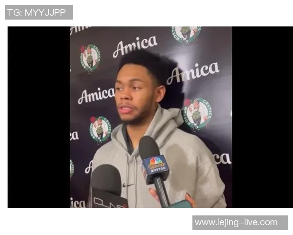 安芬尼西蒙斯谈训练营高强度与队友间愉快的磨合过程