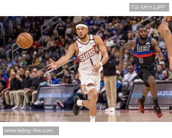 布克强势表现引领球队胜利19投10中斩获31分5篮板3助攻1抢断 布克强势表现引领球队胜利19投10中斩获31分5篮板3助攻1抢断