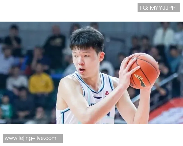 杨瀚森夏季联赛收视率创纪录正崛起为新一代篮球偶像