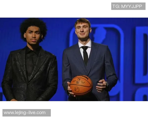 独行侠或将交易浓眉留住欧文与弗拉格训练中关系良好 独行侠或将交易浓眉留住欧文与弗拉格训练中关系良好