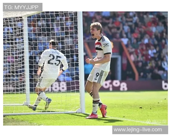 霍伊伦客场大放异彩两射一传助球队领跑小组赛喜悦无比